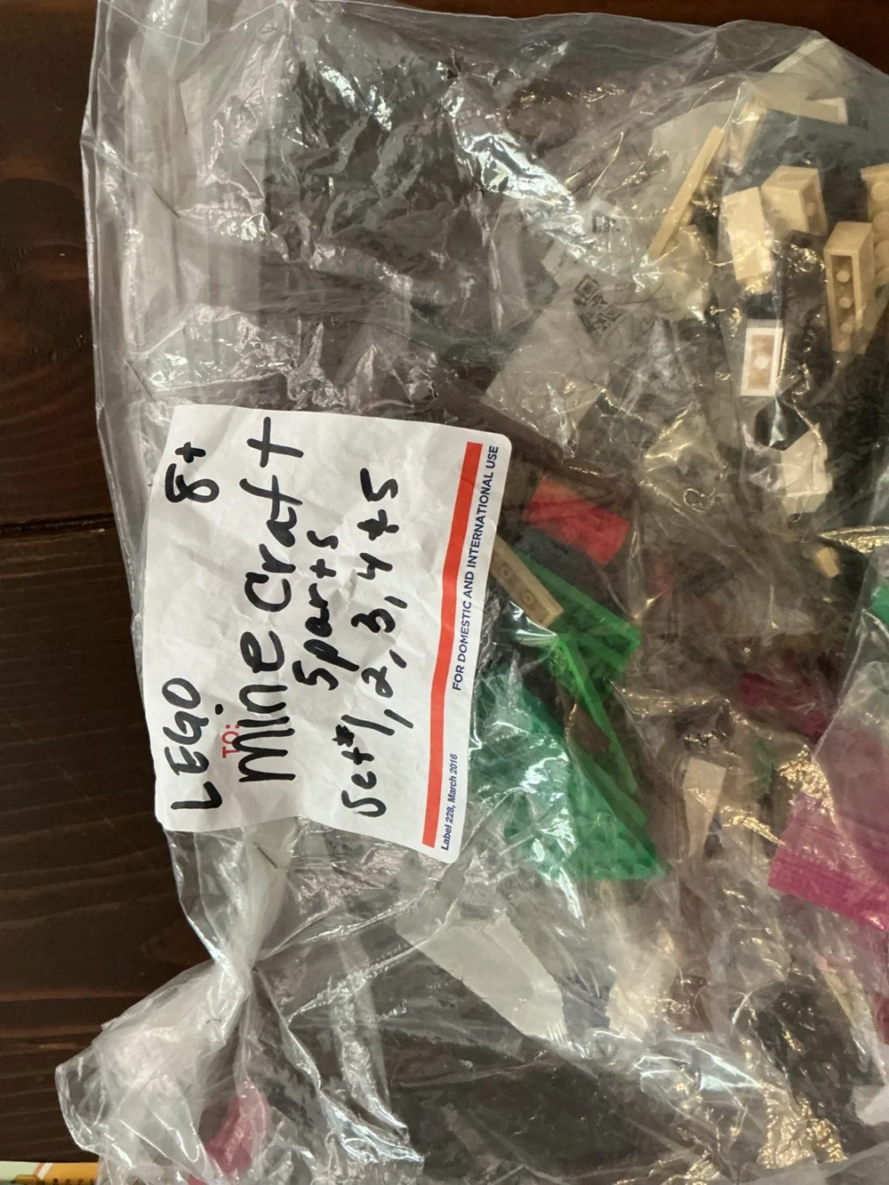 Tons of Legos ! - Picture 15 of 16